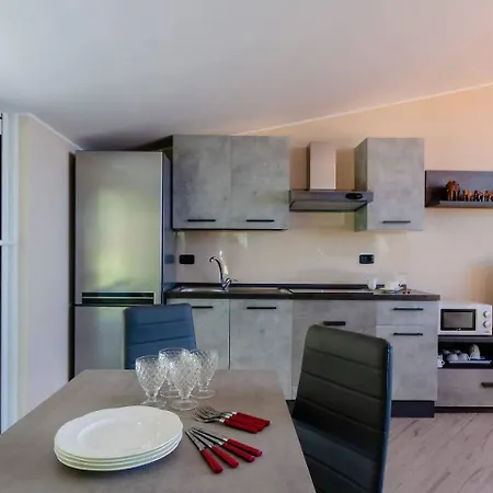 Apartamento Altido Splendida Villetta Sulla Ruta Di *